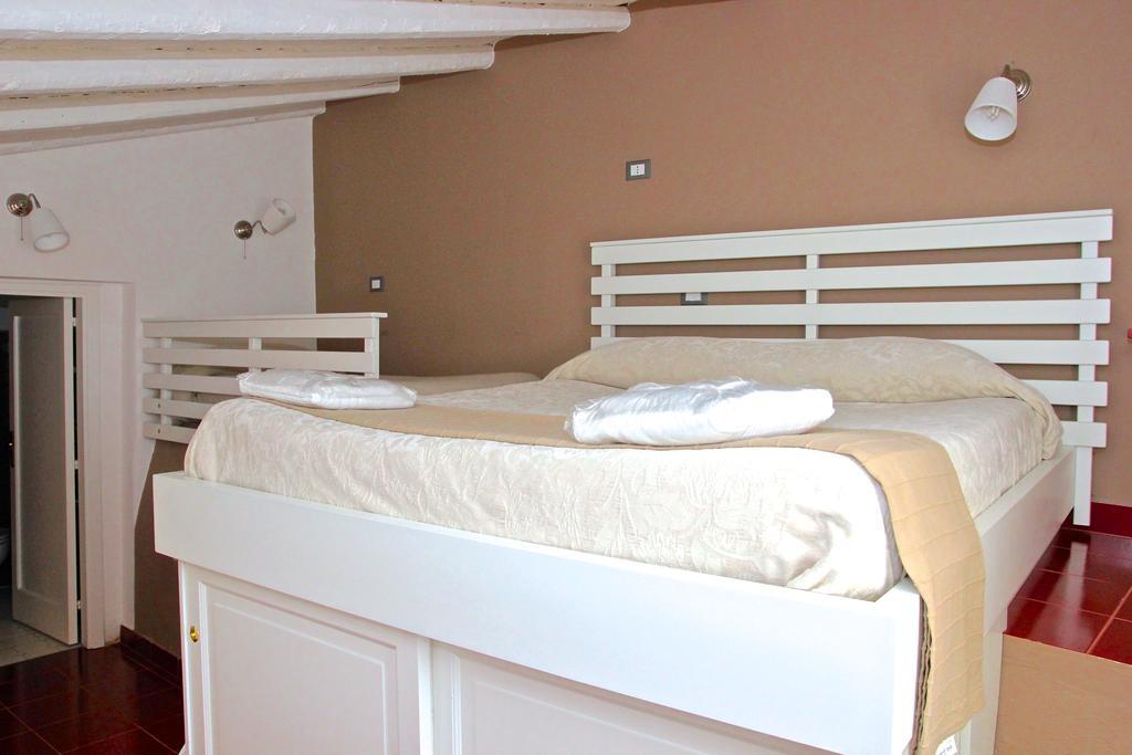 Agriturismo Roccadia Carlentini Bagian luar foto