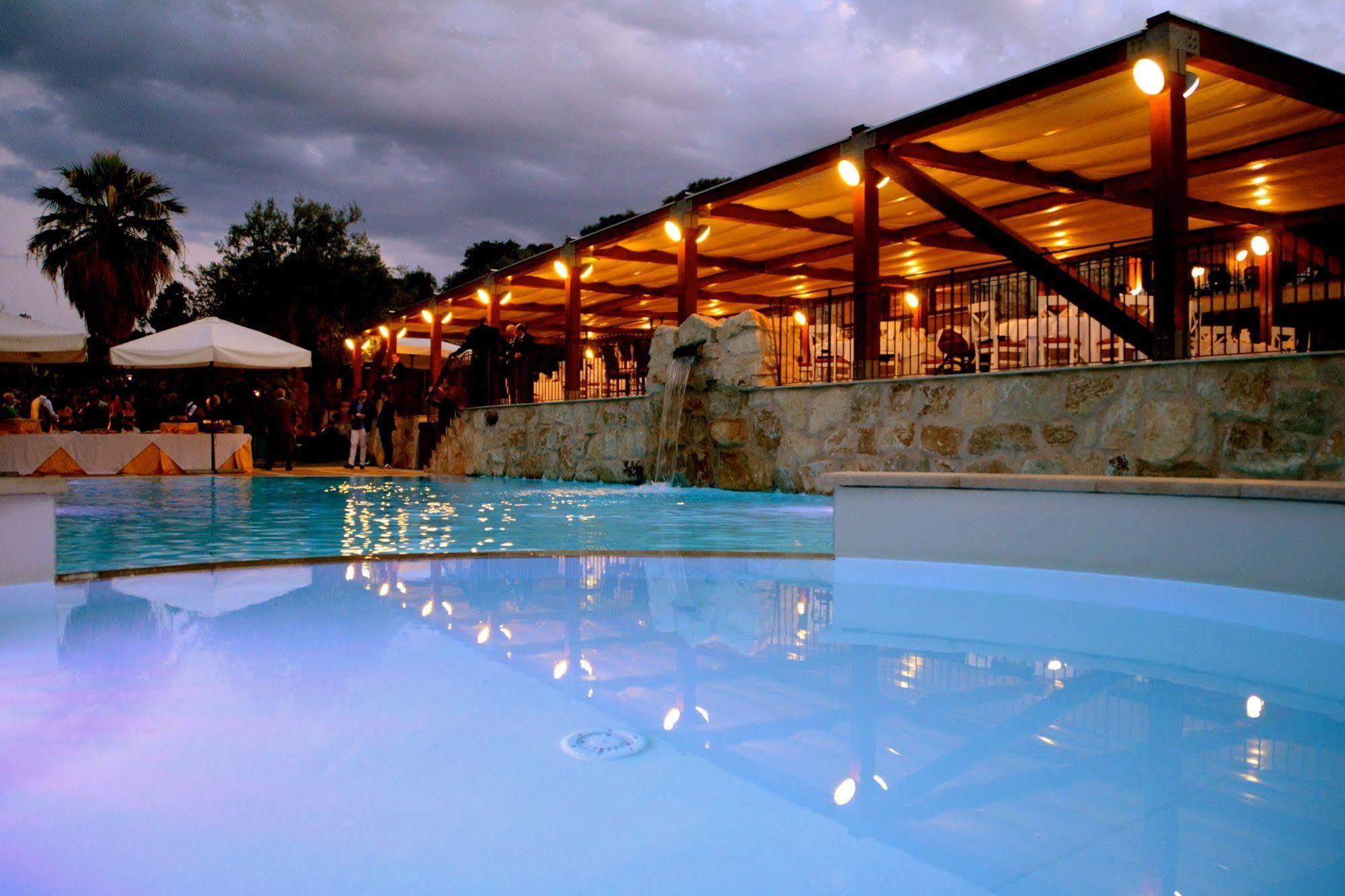 Agriturismo Roccadia Carlentini Bagian luar foto